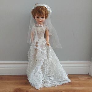 Vintage 1950 Manco Betty Bridal Doll